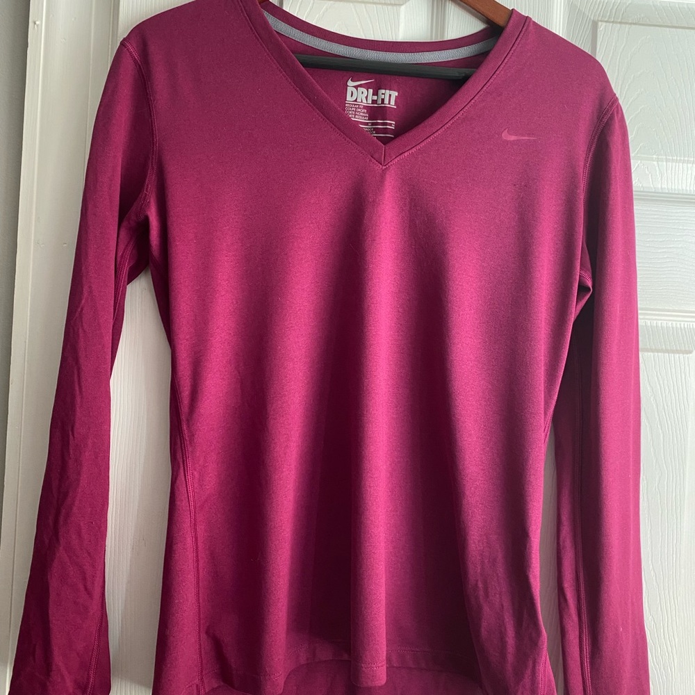 Nike dry fit top